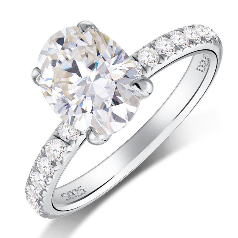 S925 Oval-Cut "Emily" Full Moissanite (Even Side Stones) Ring 2CT 【J#3】
