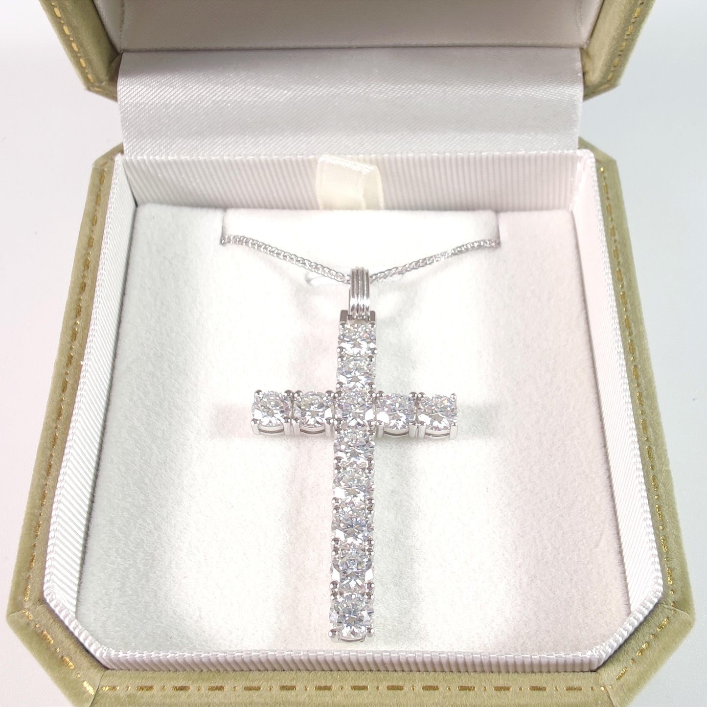 S925 Round-Cut Moissanite Black Cross Pendant 0.5CT*12 【3#5】