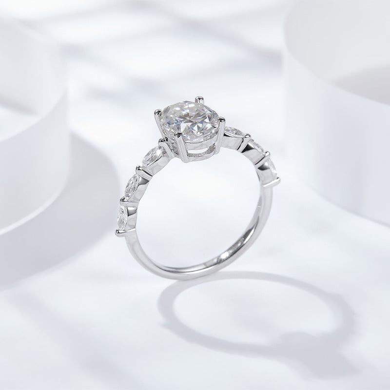 S925 Oval-Cut Moissanite Ring 2CT+0.6CT【6.2#50】